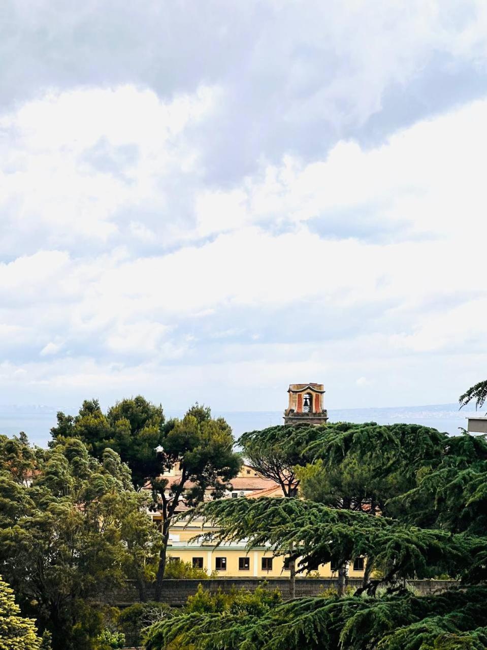 Azzurrissima Home-B&B Sorrento Centro Экстерьер фото