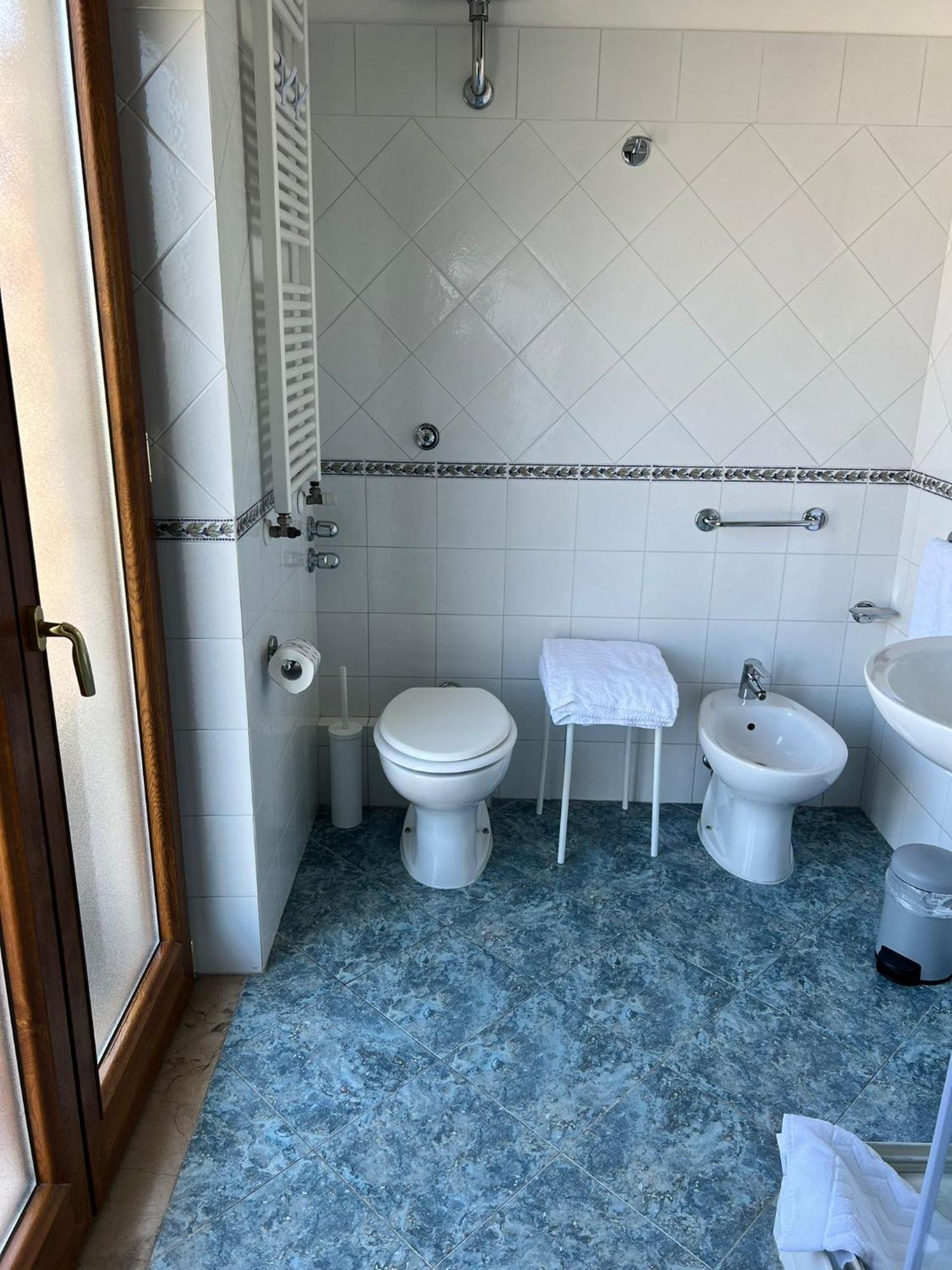 Azzurrissima Home-B&B Sorrento Centro Экстерьер фото